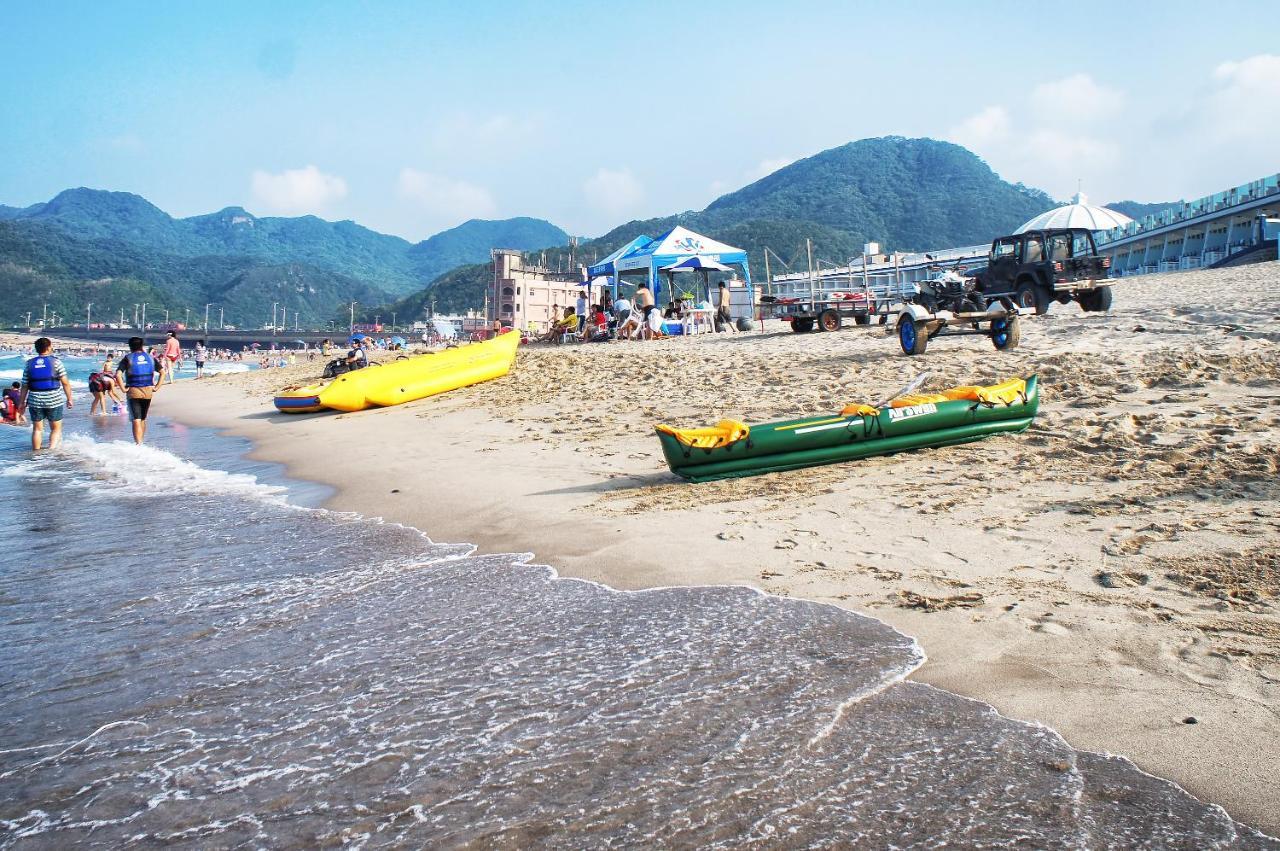 White House Hot Spring Beach Resort Wanli Exterior foto